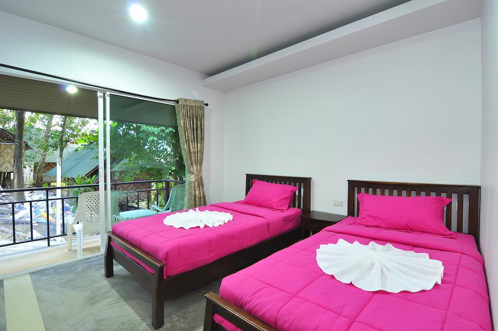 Bamboo Mountain View Phi Phi Resort Oda fotoğraf