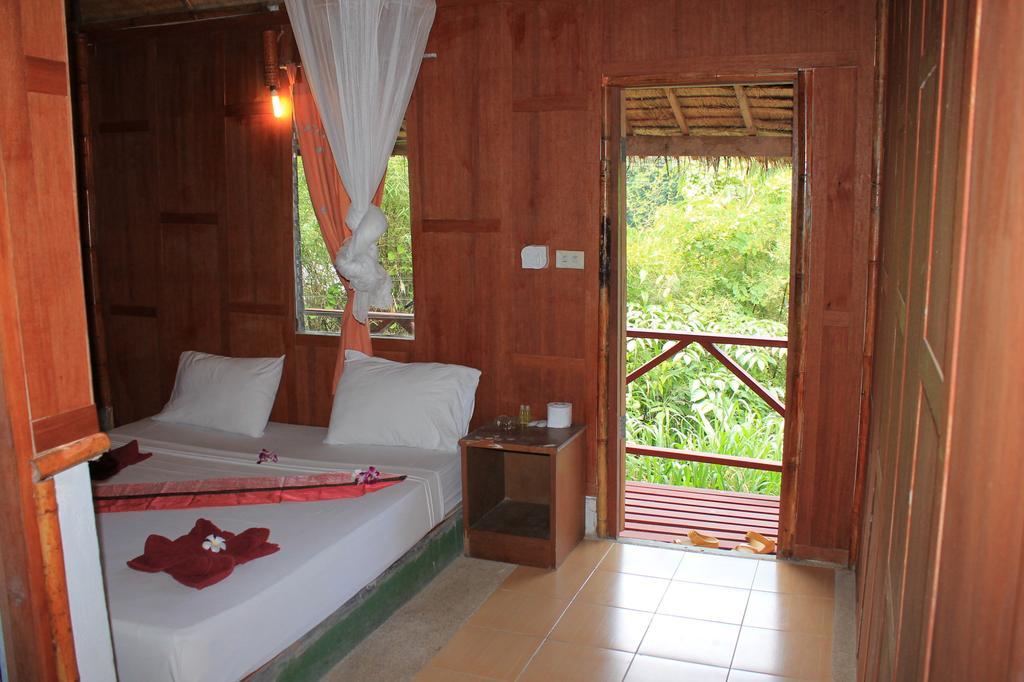 Bamboo Mountain View Phi Phi Resort Oda fotoğraf