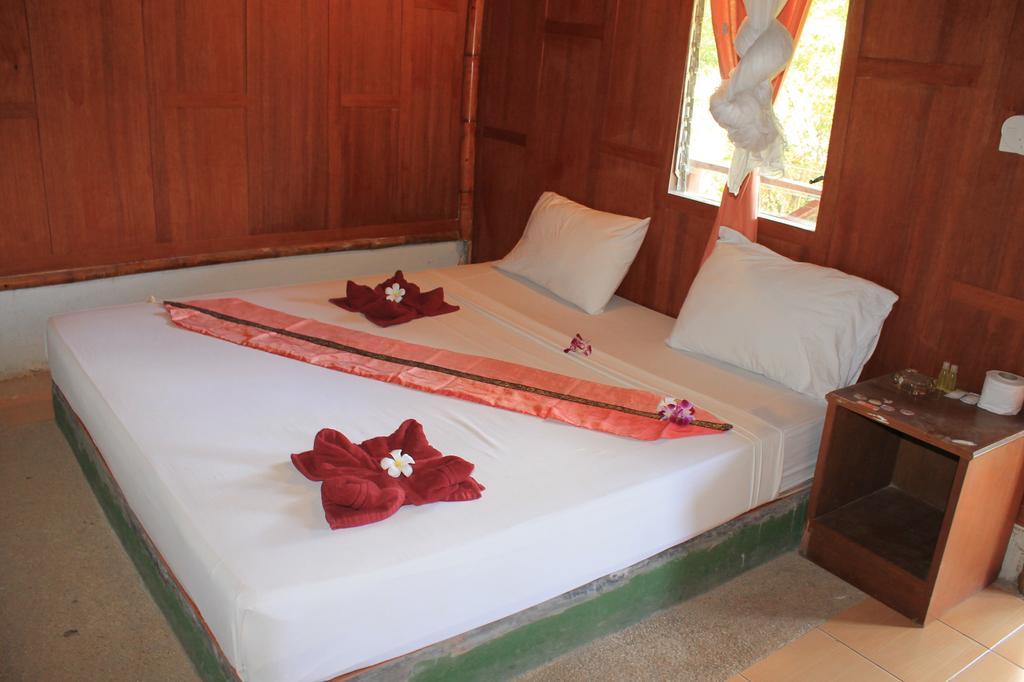 Bamboo Mountain View Phi Phi Resort Oda fotoğraf